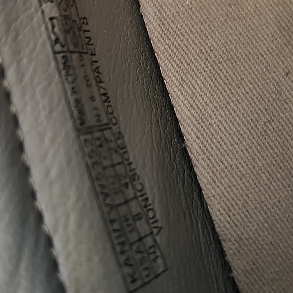 VIONIC KANI SUEDE SLIP IN SHOE - Picture 8 of 10